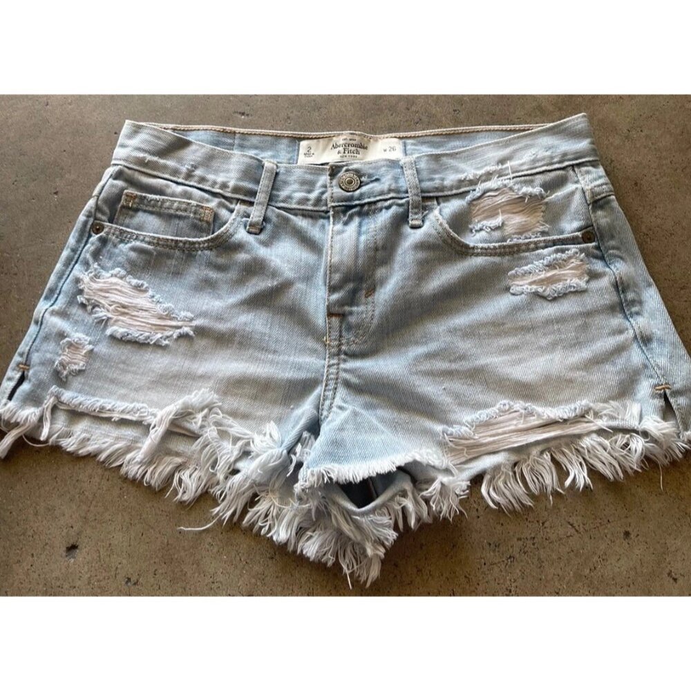 Abercrombie&Fitch ShortsSize 2 W 26 Blue Denim Distressed Frayed Hem Light Wash